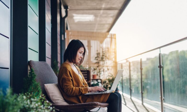 Unlock new career opportunities with programs from Cambridge, Council on Foreign Relations, and more