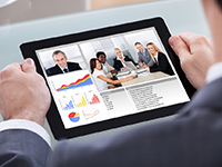 THE EVOLVING ROLE OF E-LEARNING IN CORPORATE TRAINING